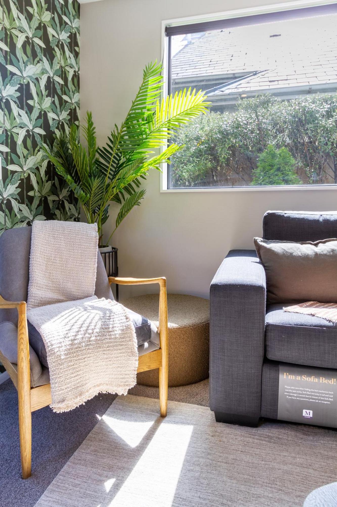 Latimer Square Luxe: 1Br W/ Sofa Bed Christchurch Extérieur photo