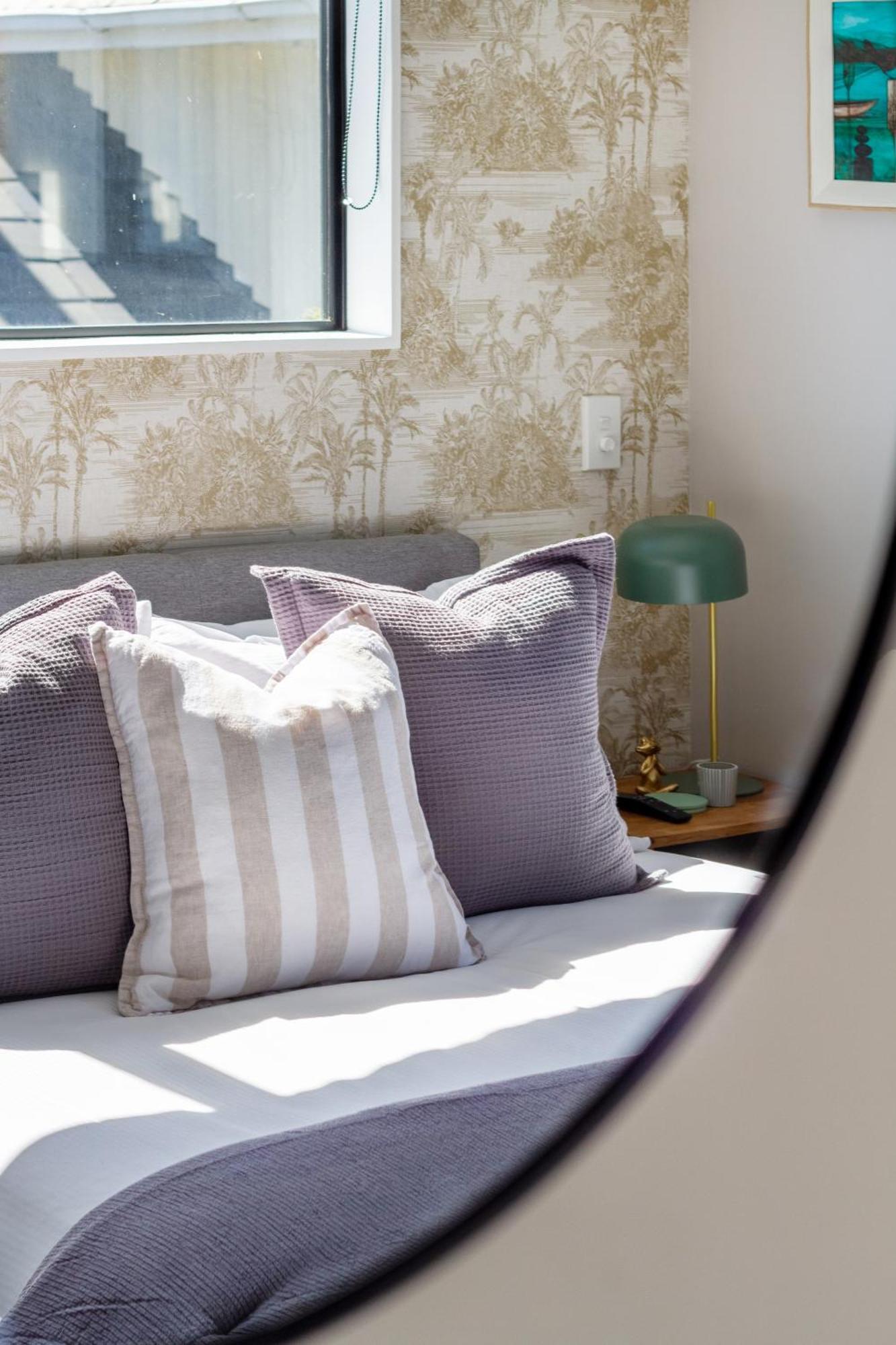 Latimer Square Luxe: 1Br W/ Sofa Bed Christchurch Extérieur photo